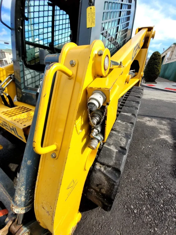 2016 Gehl RT250 Compact Track Loader