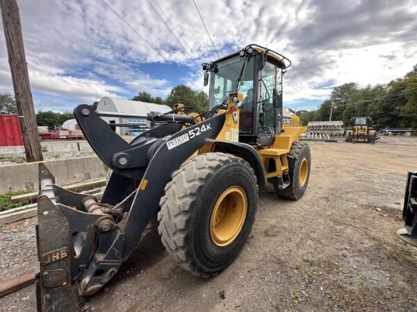 2016 John Deere 524K Wheel Loader