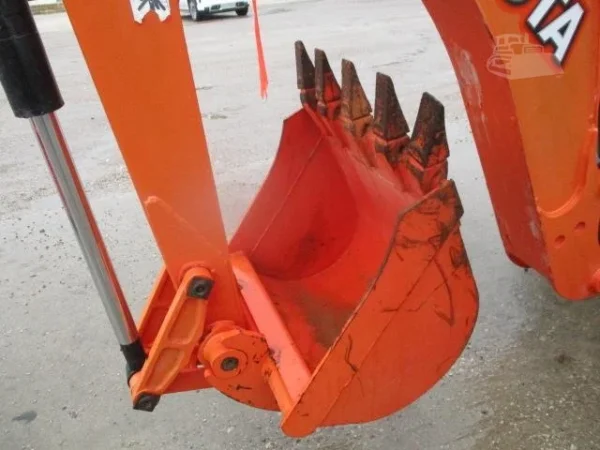 2016 Kubota L47 Loader Backhoe