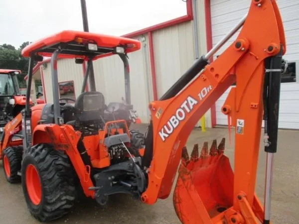 2016 Kubota L47 Loader Backhoe
