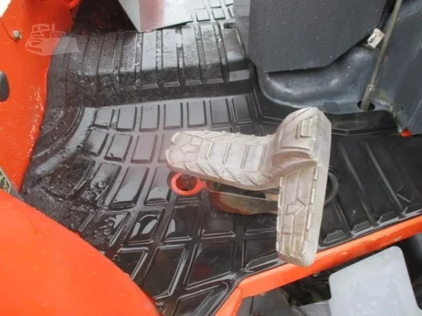 2016 Kubota L47 Loader Backhoe