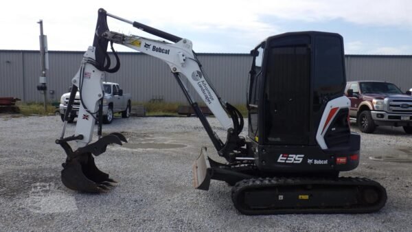2017 Bobcat E35 Mini Excavator