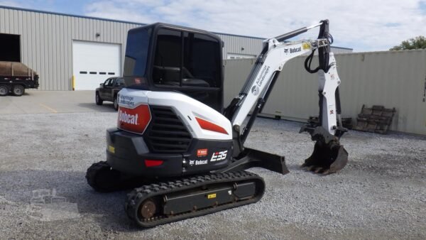 2017 Bobcat E35 Mini Excavator