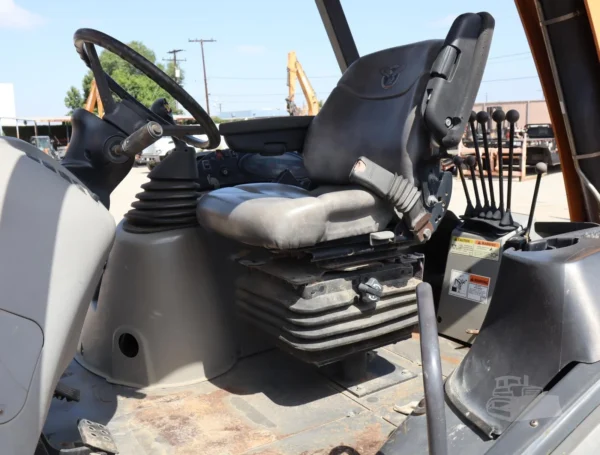 2017 CASE 590SN 4x4 Backhoe Loader