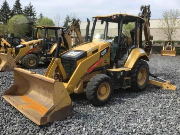 2017 Caterpillar 420F2 Backhoe Loader