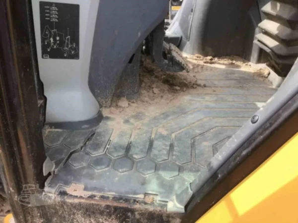2017 Caterpillar 420F2 Backhoe Loader