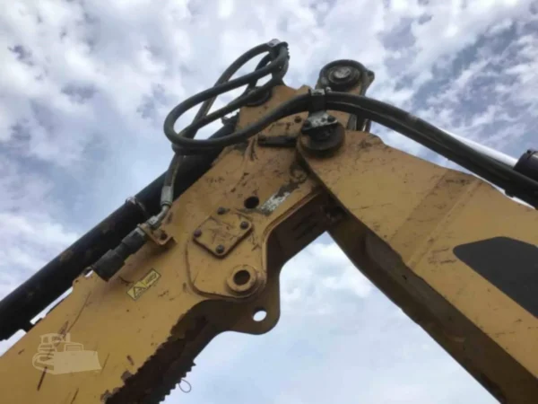 2017 Caterpillar 420F2 Backhoe Loader