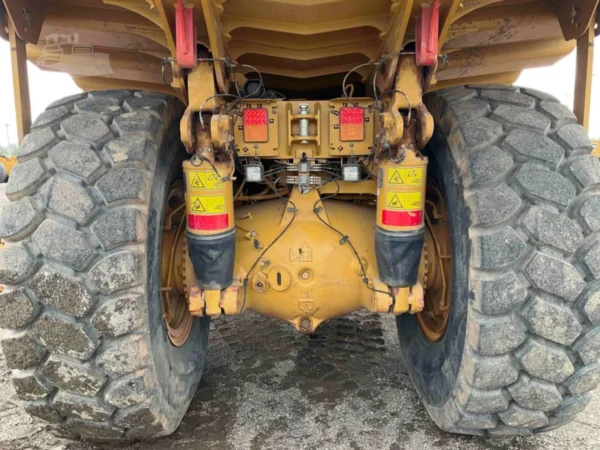 2017 Caterpillar 773G Off-Highway Haul Truck