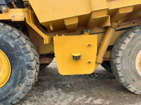 2017 Caterpillar 773G Off-Highway Haul Truck