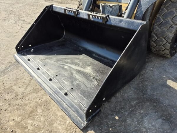 2017 John Deere 316GR Skid Steer Loader