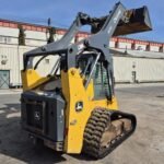 2017 John Deere 317G Compact Track Loader