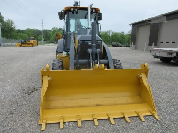 2017 John Deere 410L 4x4 Backhoe Loader