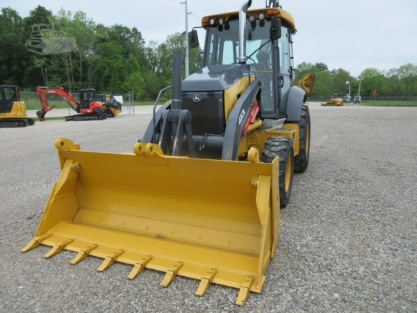 2017 John Deere 410L 4x4 Backhoe Loader