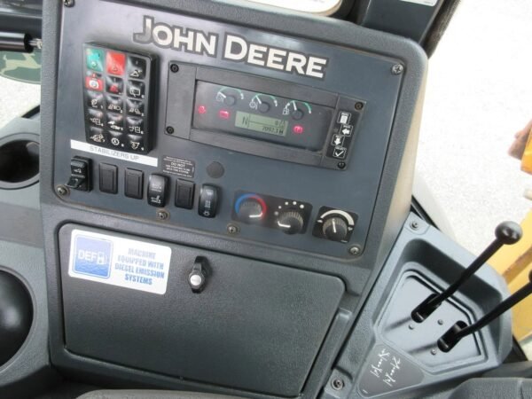 2017 John Deere 410L 4x4 Backhoe Loader