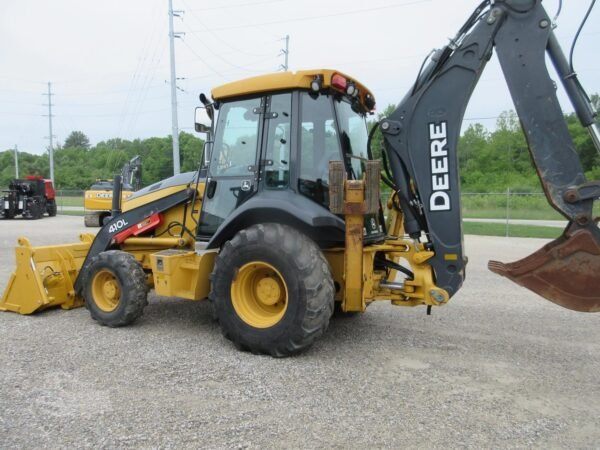 2017 John Deere 410L 4x4 Backhoe Loader