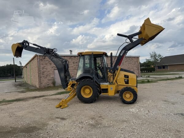 2017 John Deere 410L 4x4 Loader Backhoe