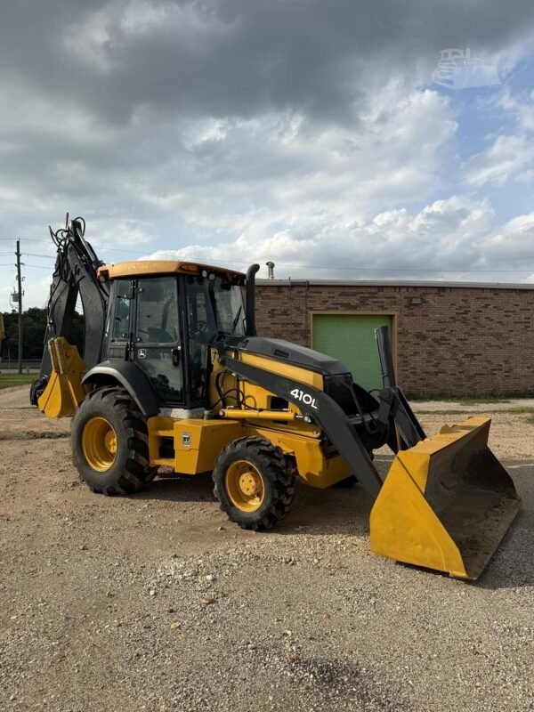 2017 John Deere 410L 4x4 Loader Backhoe