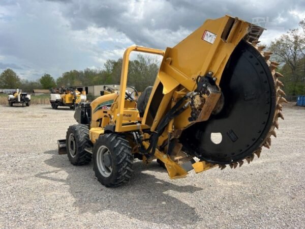 2017 Vermeer RTX750 Ride-On Trencher