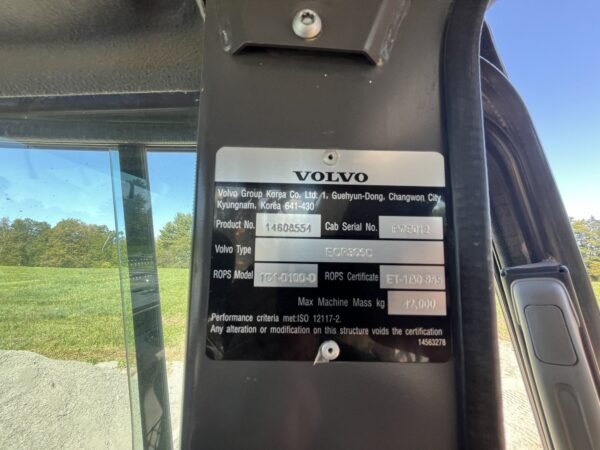 2017 Volvo ECR305CL Hydraulic Excavator