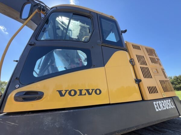 2017 Volvo ECR305CL Hydraulic Excavator