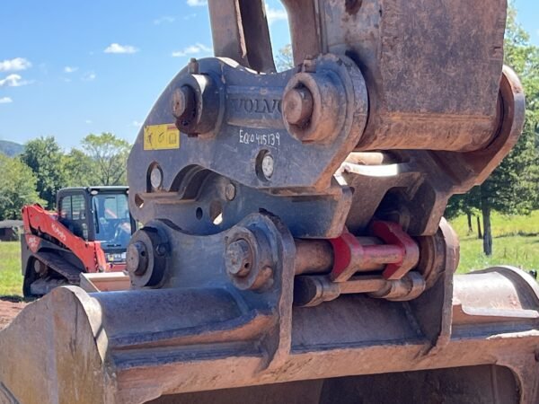 2017 Volvo ECR305CL Hydraulic Excavator