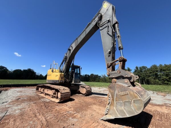 2017 Volvo ECR305CL Hydraulic Excavator