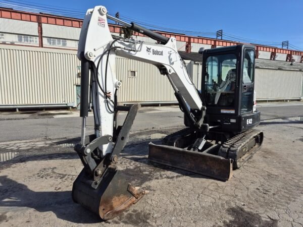 2018 Bobcat E42 Compact Excavator
