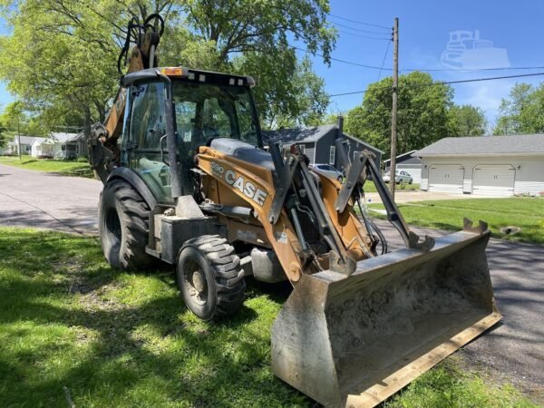 2018 Case 590SN 4WD Loader Backhoe