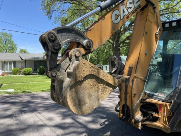 2018 Case 590SN 4WD Loader Backhoe
