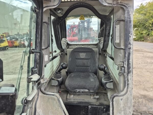 2018 CASE SR210 Wheel Skid Steer Loader