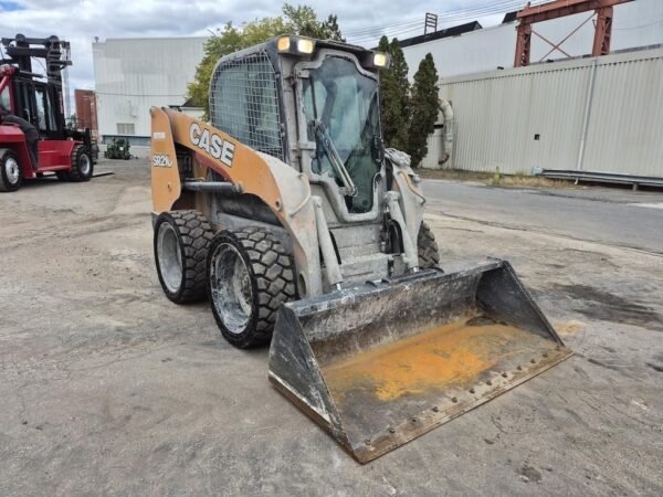 2018 CASE SR210 Wheel Skid Steer Loader