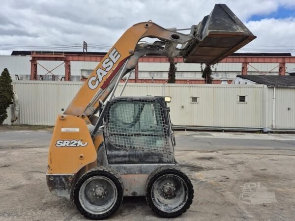 2018 CASE SR210 Wheel Skid Steer Loader