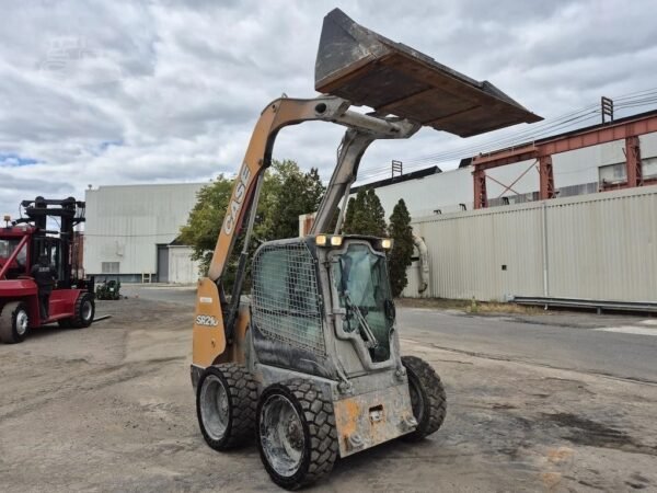 2018 CASE SR210 Wheel Skid Steer Loader