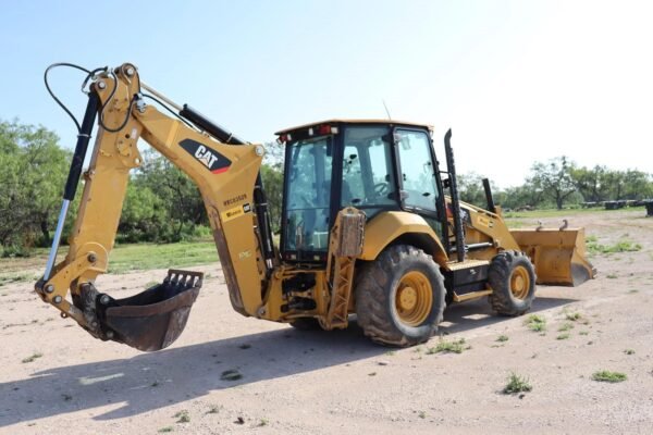 2018 Caterpillar 420F2 4WD Backhoe Loader