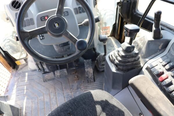 2018 Caterpillar 420F2 4WD Backhoe Loader