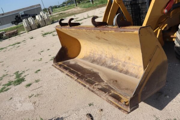 2018 Caterpillar 420F2 4WD Backhoe Loader