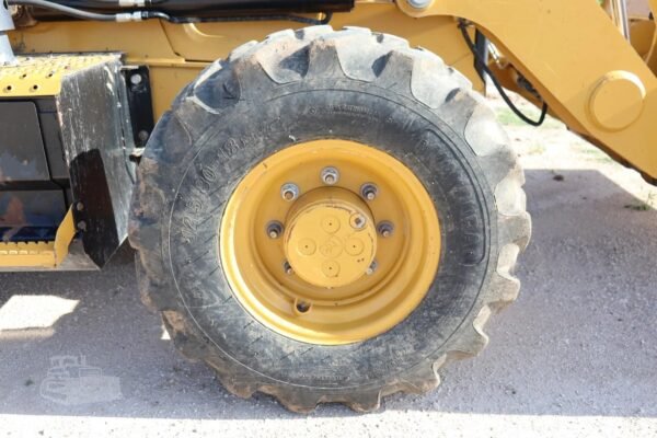 2018 Caterpillar 420F2 4WD Backhoe Loader