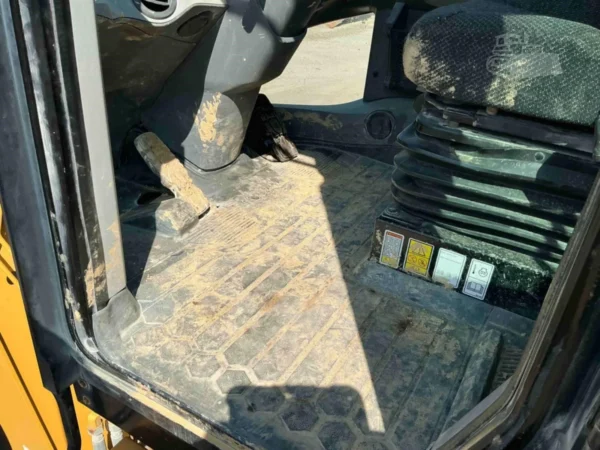 2018 Caterpillar 926M Wheel Loader