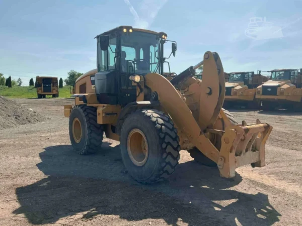 2018 Caterpillar 926M Wheel Loader
