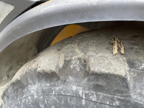 2018 JCB 407 Wheel Loader