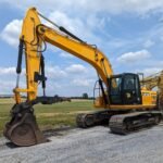 2018 JCB JS220 LC Crawler Excavator