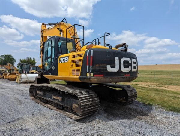 2018 JCB JS220 LC Crawler Excavator