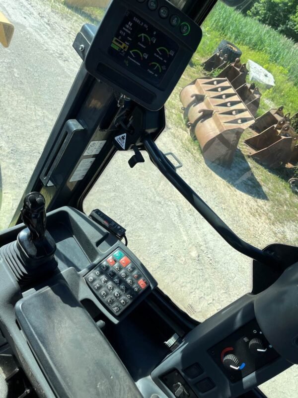 2018 John Deere 624K II Wheel Loader