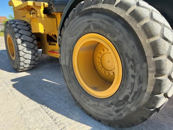 2018 John Deere 624K II Wheel Loader