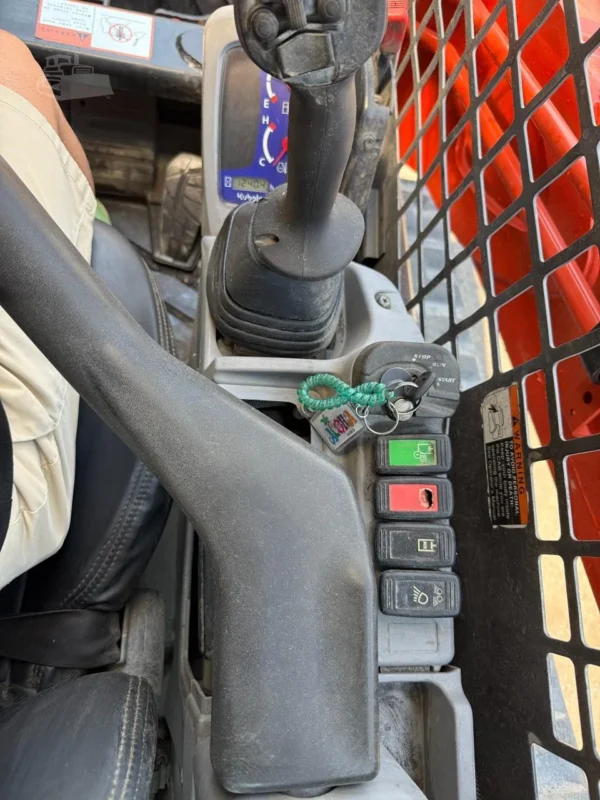2018 Kubota SVL75-2 Compact Track Loader