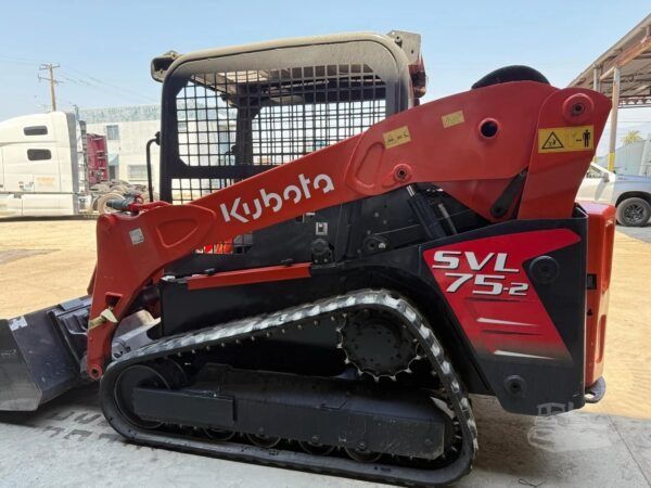 2018 Kubota SVL75-2 Compact Track Loader