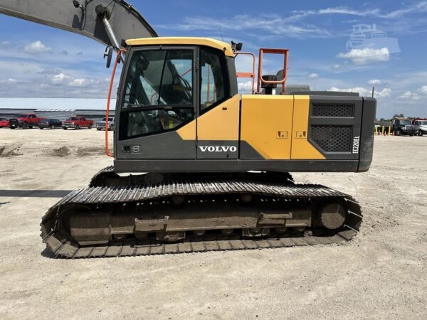 2018 Volvo EC220EL Hydraulic Excavator