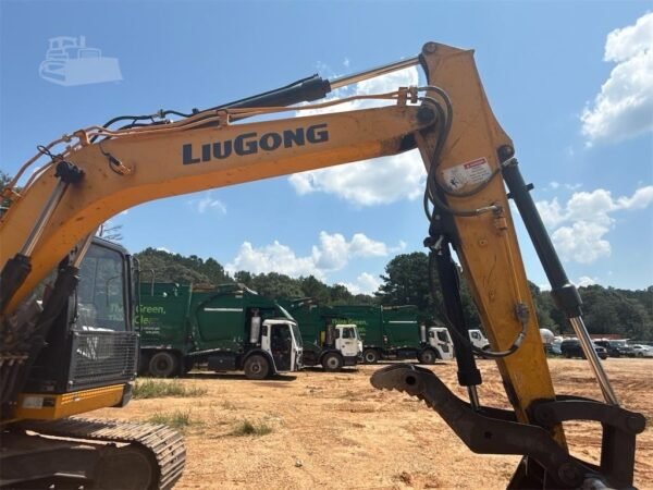 2018 Volvo EC220EL Hydraulic Excavator