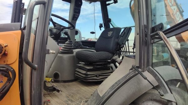 2019 Case 580SN WT Loader Backhoe