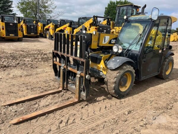 2019 Caterpillar TH255C Telehandler